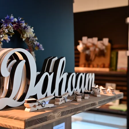 Dekoration der Dorfladenbox in Erlstätt