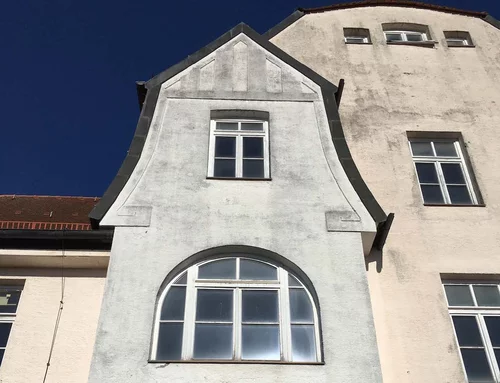 Foto Fassade der Alten Schule